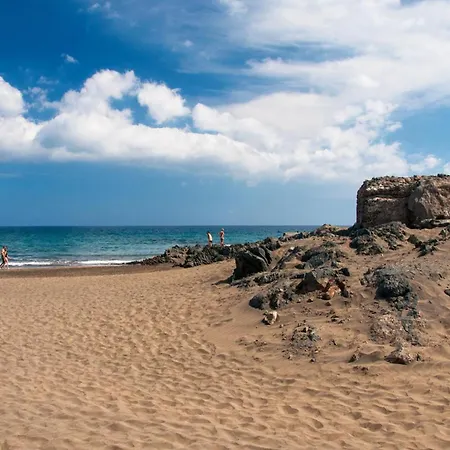 5-bedroom Oceanfront With Private Pool Vila