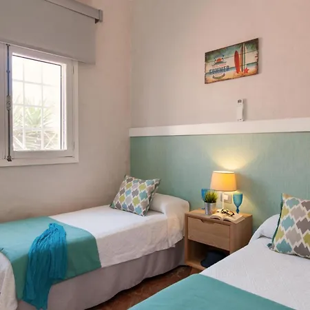 5-bedroom Oceanfront With Private Pool Vila *