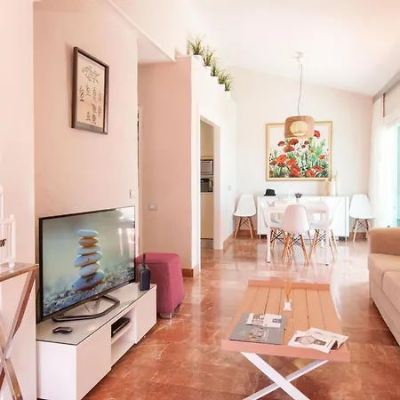 Villa 5-bedroom Oceanfront With Private Pool *